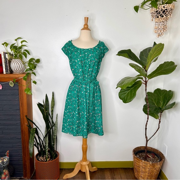 LC Lauren Conrad Green Floral spring Dress - Picture 2 of 8